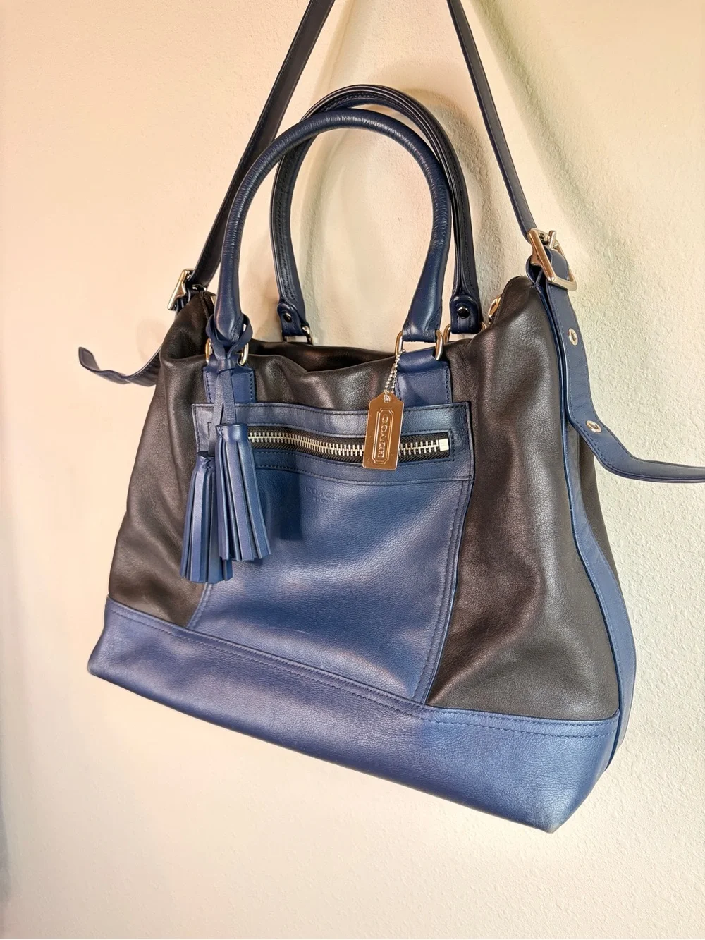 Coach Two-Tone Black and‎ Navy Leather Shoulder Bag